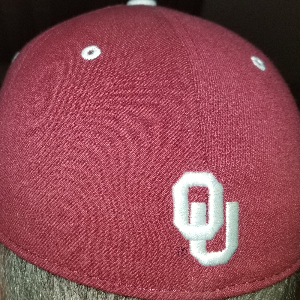 OU hat - Picture 2 of 2